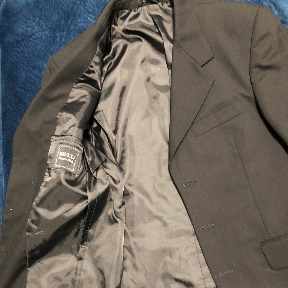 Men’s suit